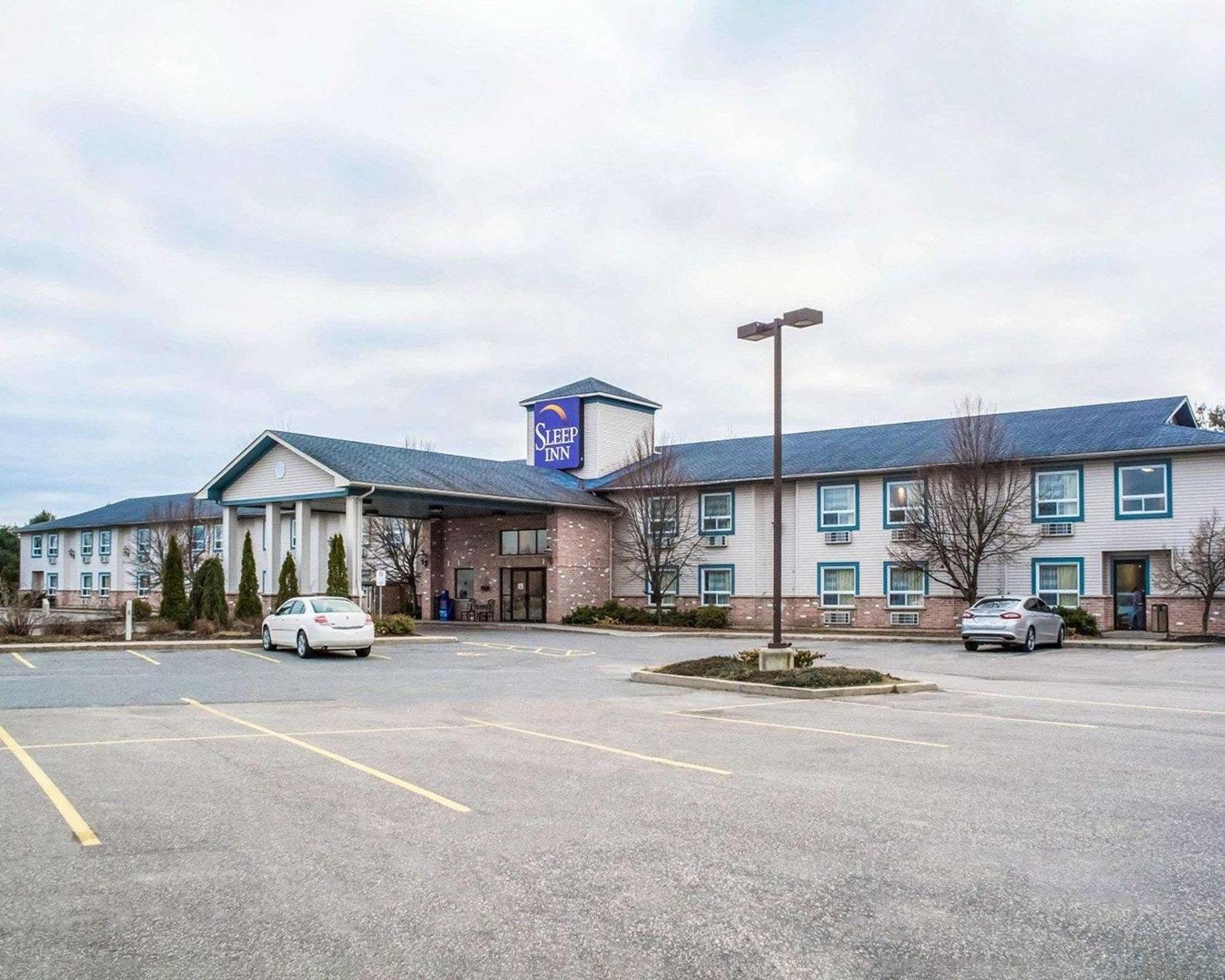 Sleep Inn Брейсбридж Экстерьер фото