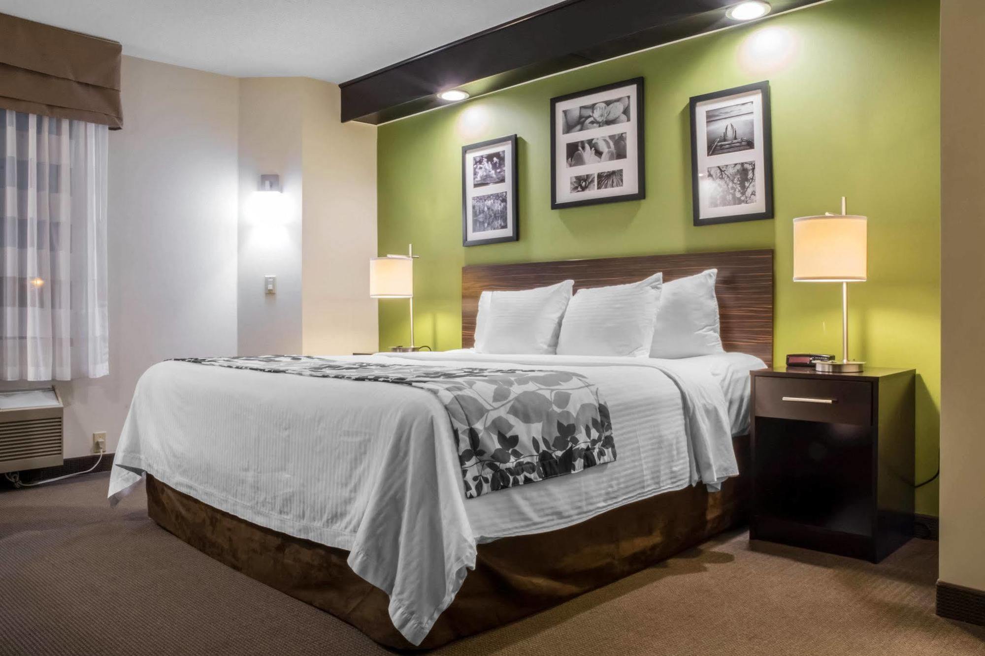 Sleep Inn Брейсбридж Экстерьер фото